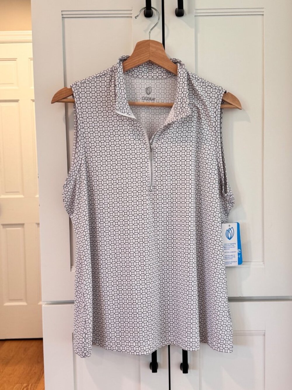 NWT GG Blue Luxe Sport Womens Golf Top Sleeveless Quarter Zip Navy White Tess